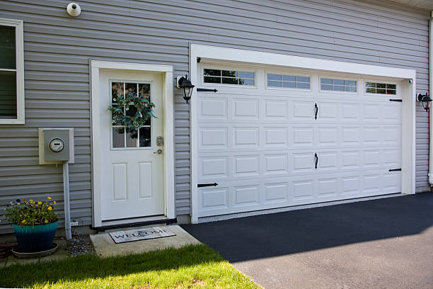 24/7 Emergency Garage Door Panel Replacement experts in Espy, PA